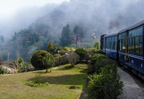  Darjeeling Himalayan Railway 