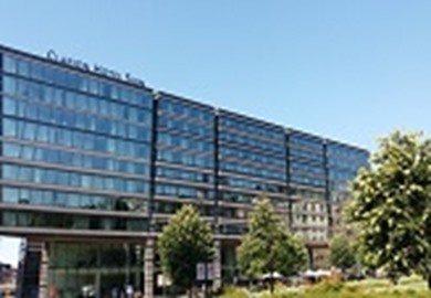 Clarion Hotel Sign