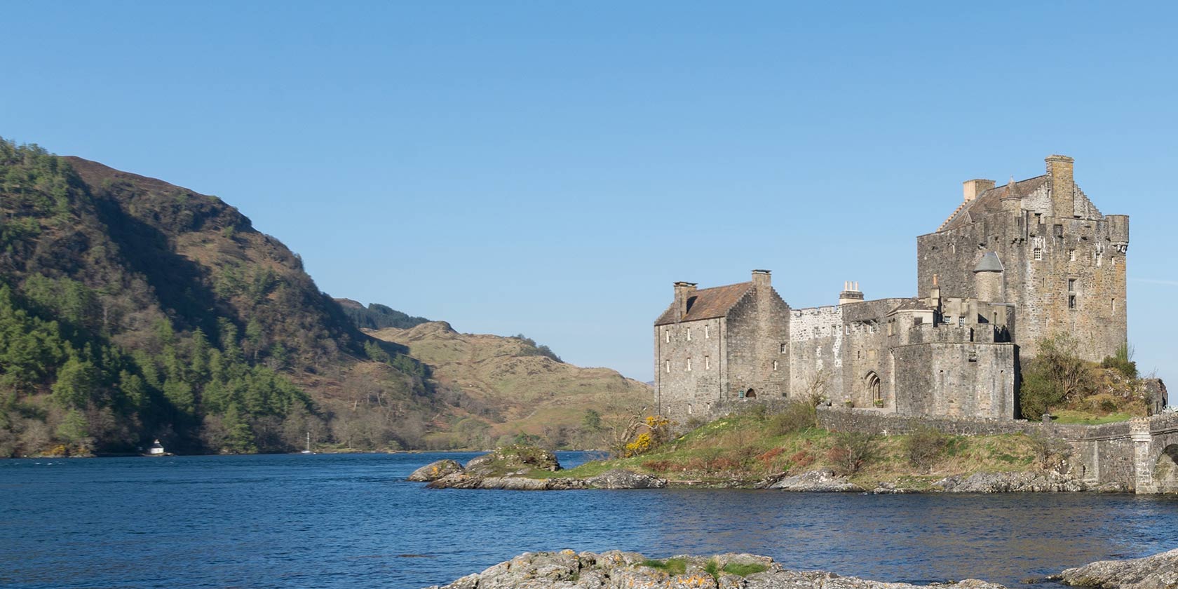 Eilean Donan Castle Train Holidays | Great Rail Journeys