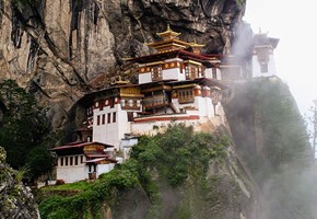 Darjeeling & the Last Himalayan Kingdom