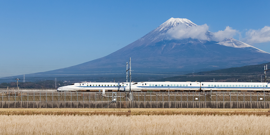 Mt Fuji and Tokaido Shinkansen Mt Fuji and Tokaido Shinkansen