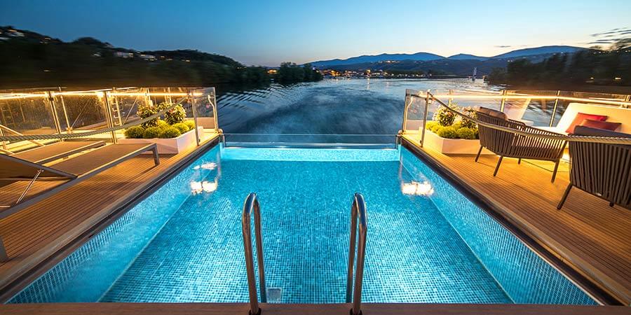 Amadeus Provence Infinity Pool Amadeus Provence Infinity Pool