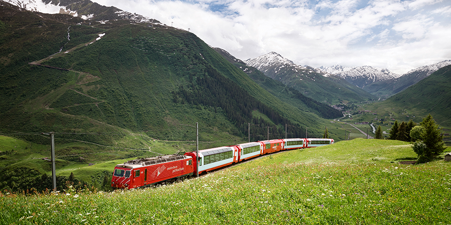 Experiencing the incredible Glacier Express with lunch