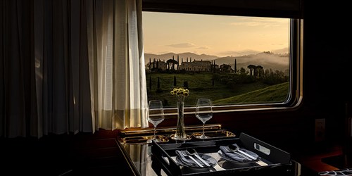 LANDMARK La Dolce Vita Orient Express Mr Tripper 47 900X450